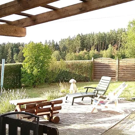 Steinwald Auslaeufer Mit Blick Auf Koesseine * Waldershof